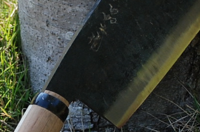 関東鉈 800g 両刃 黒 白鋼 樫柄 木鞘